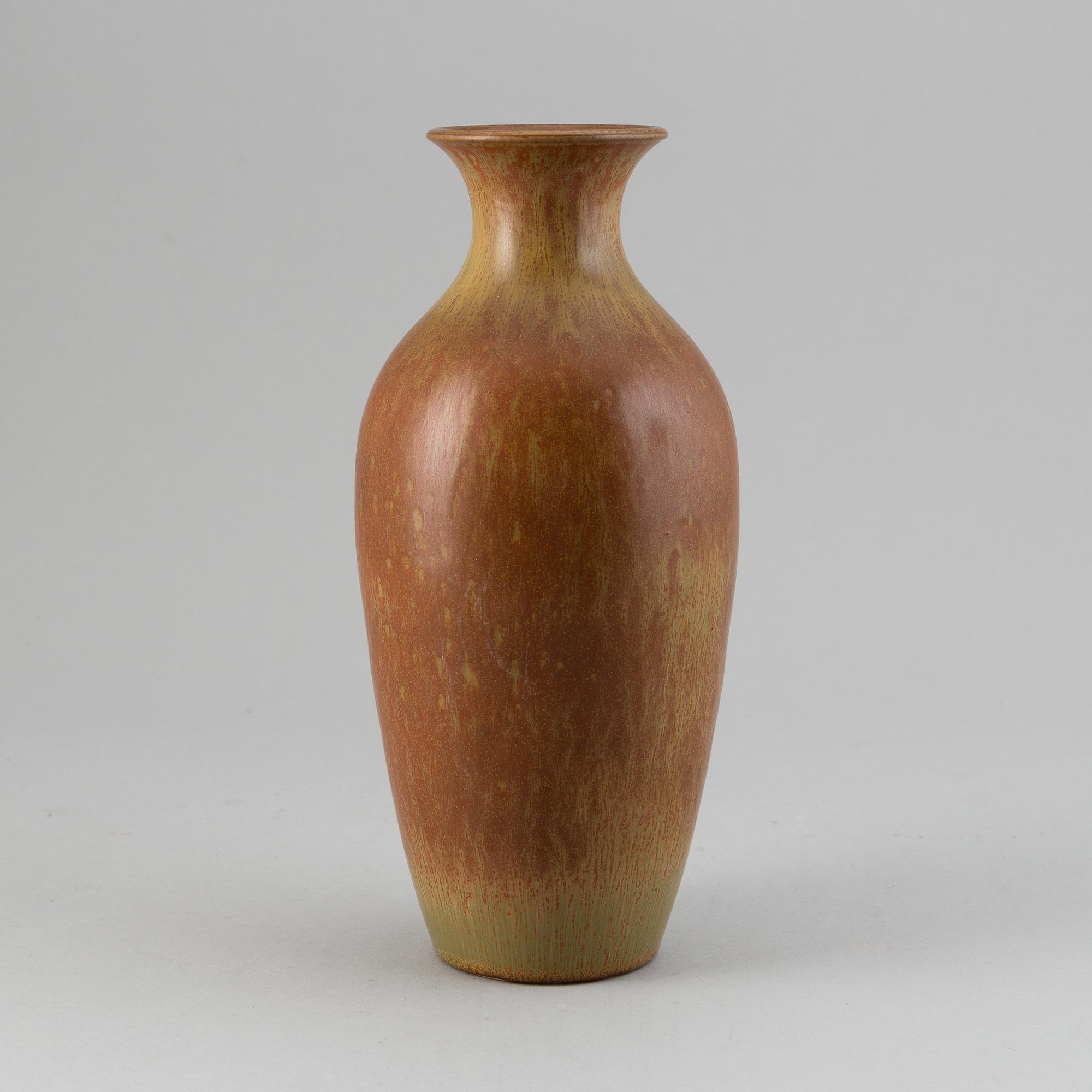 GUNNAR NYLUND, a stoneware vase, Rörstrand, Sweden 1950-60's.