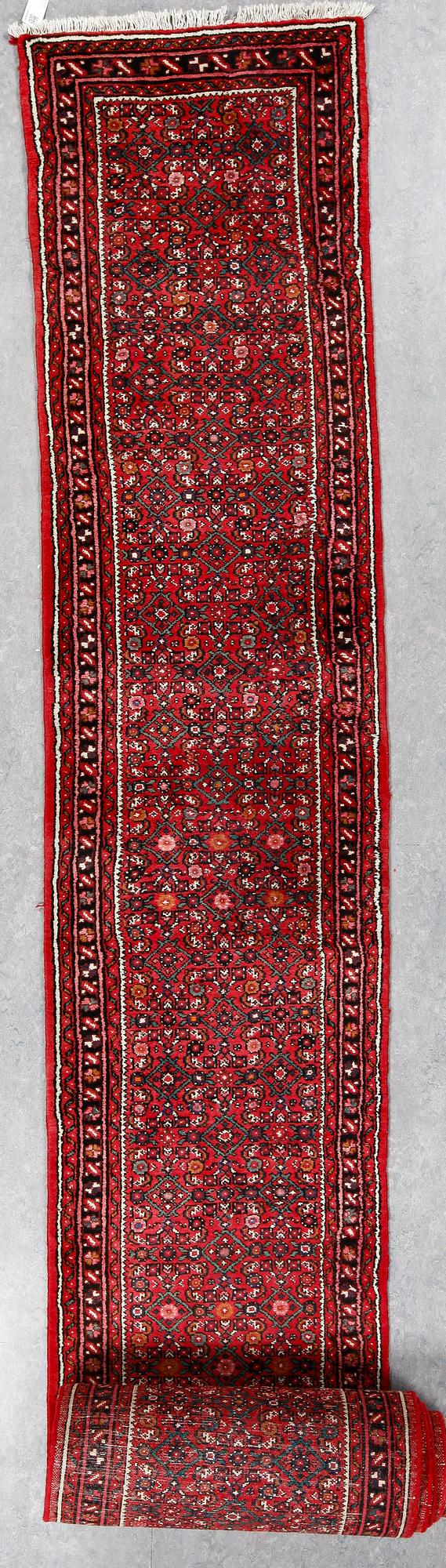 GALLERIMATTA, sannolikt Hamadanområdet, ca 970x83 cm.