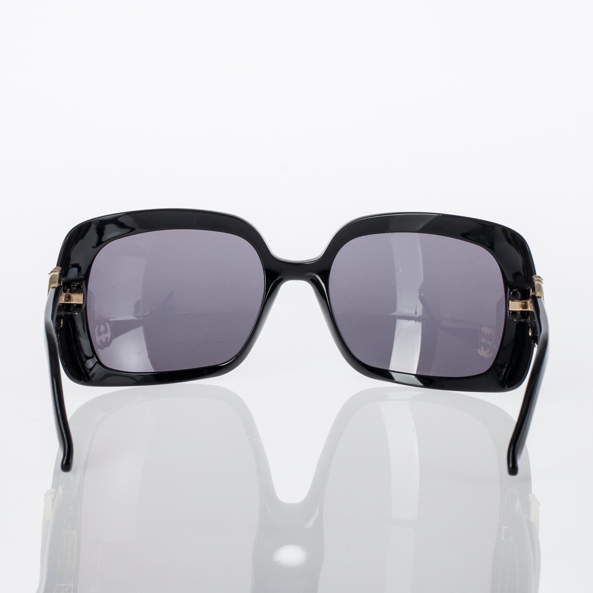 AURINKOLASIT, Gucci.