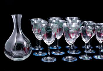 GLASSERVIS, 29 delar "Maja", Eva Englund, Orrefors, sent 1900-tal.