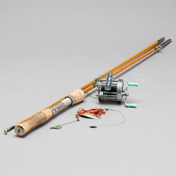 KASTSPÖ "Revn 10" MED SPINNRULLE "RECORD RULLEN" 1900-TALETS MITT.