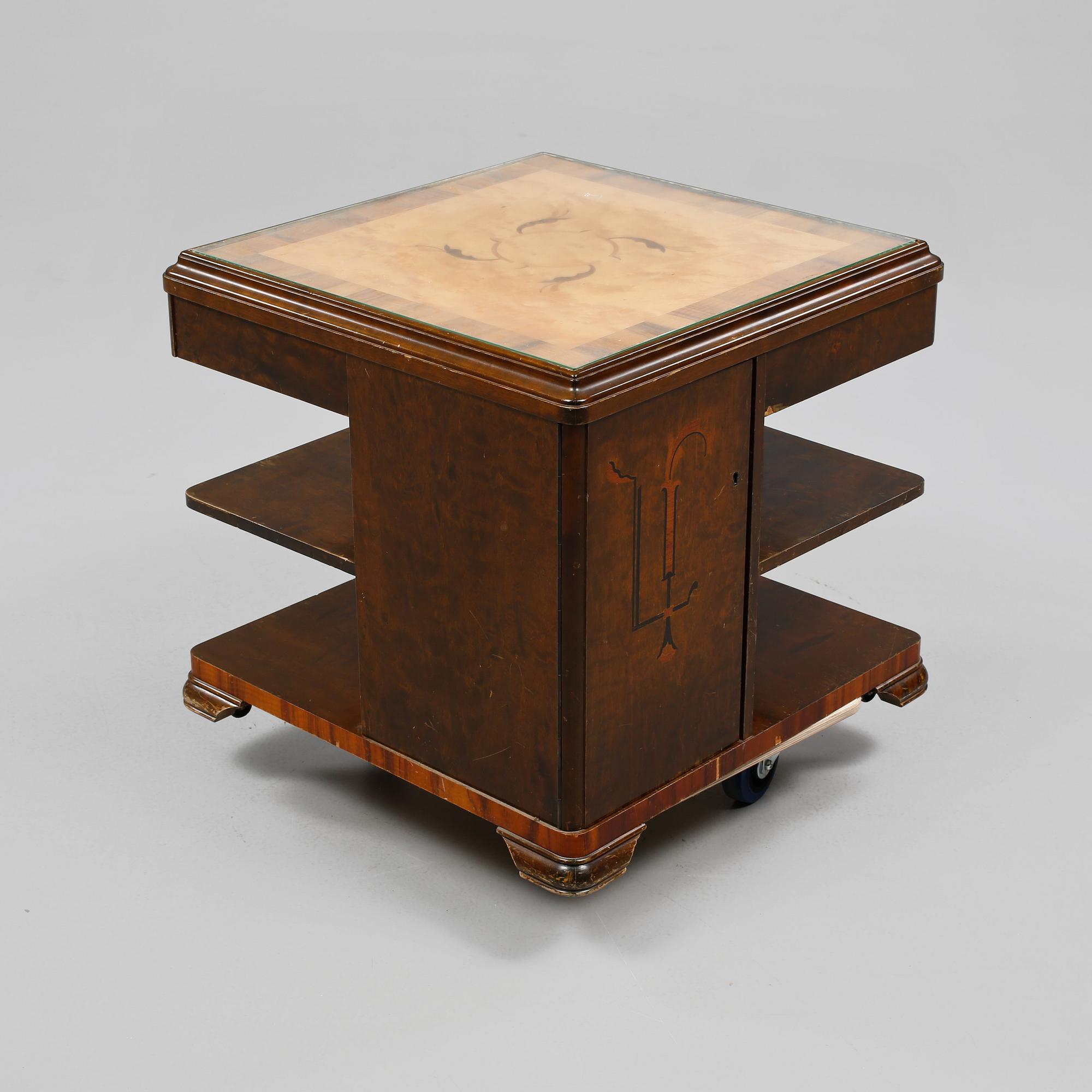 RÖKBORD, 1900-talets andra kvartal.