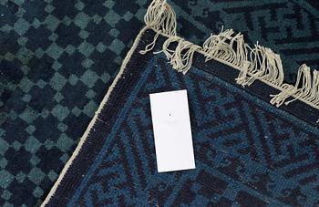 MATTA, SEMIANTIK BAOTOU. Kina, 1900-talets förra hälft. 114,5 x 58,5 cm.