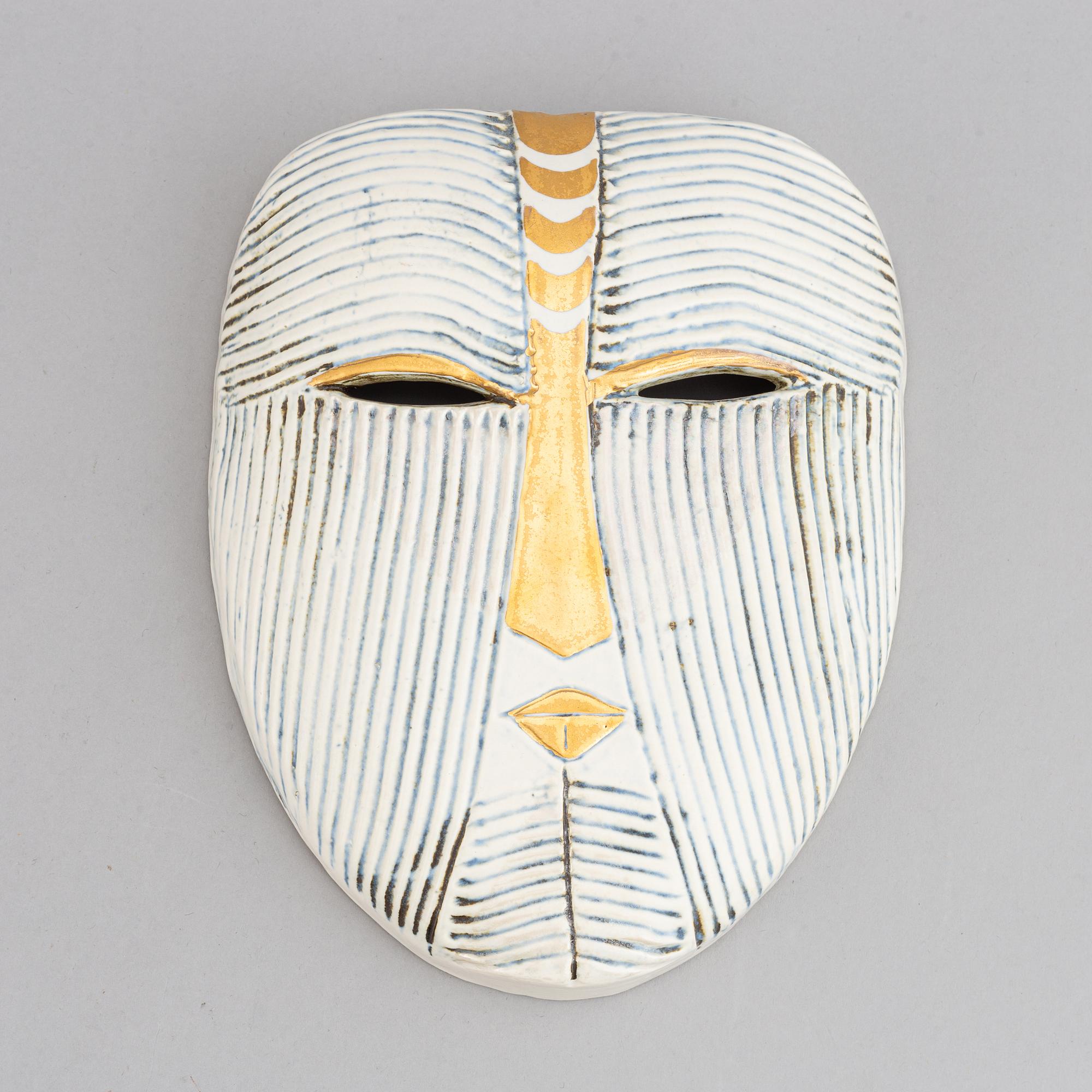 Lisa Larson, masker, 2 st, stengods, K-Studion, Gustavsberg.