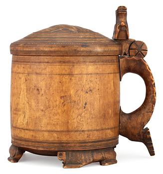 769. A Norwegian 18/19th century birch tankard.