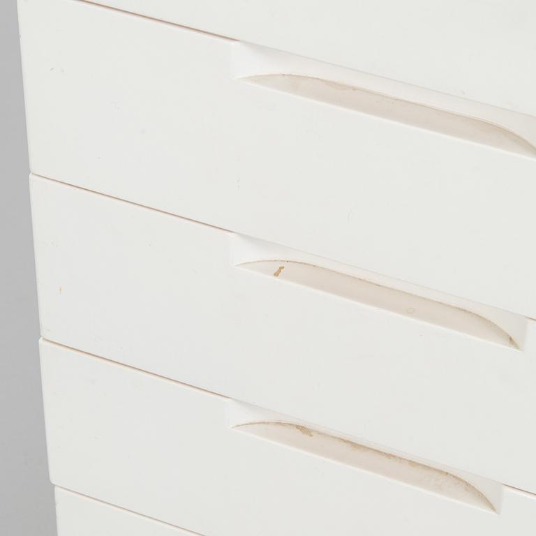 Alvar Aalto, laatikosto, malli 297, Artek, 1960–70-luku.
