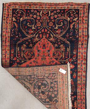 MATTA, semiantik, Bidjar, ca 195 X 128 cm.