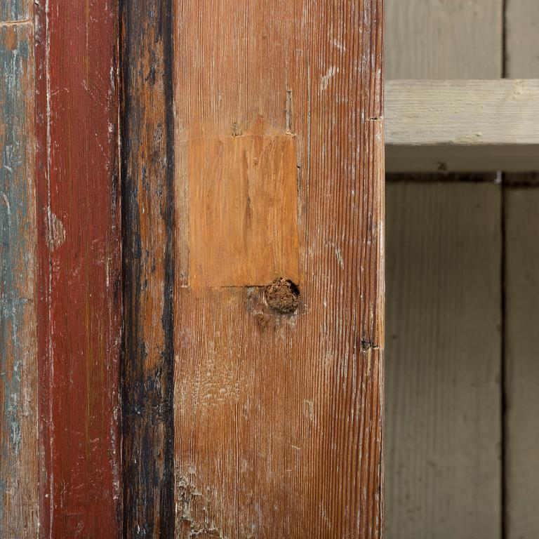 A CUPBOARD, late 18th / early 19th century.