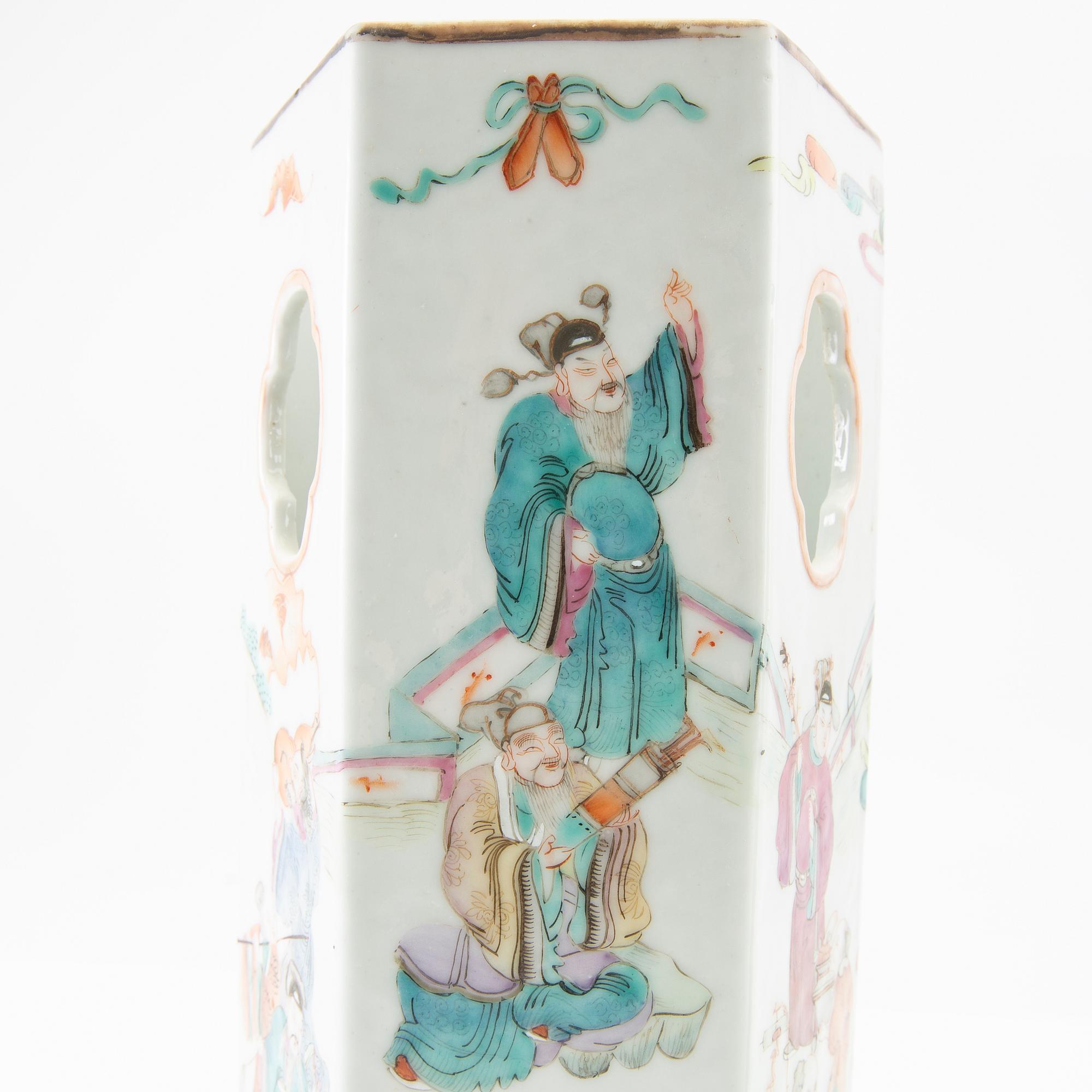 Two Chinese famille rose lanterns, one late Qing and one 20th century.