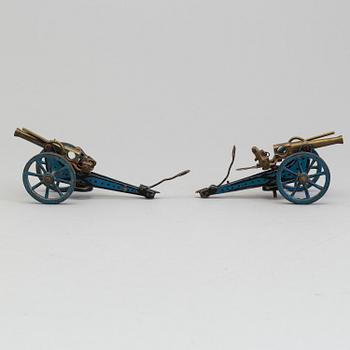 a pair of Märklin canons, Germany Early 1900's.