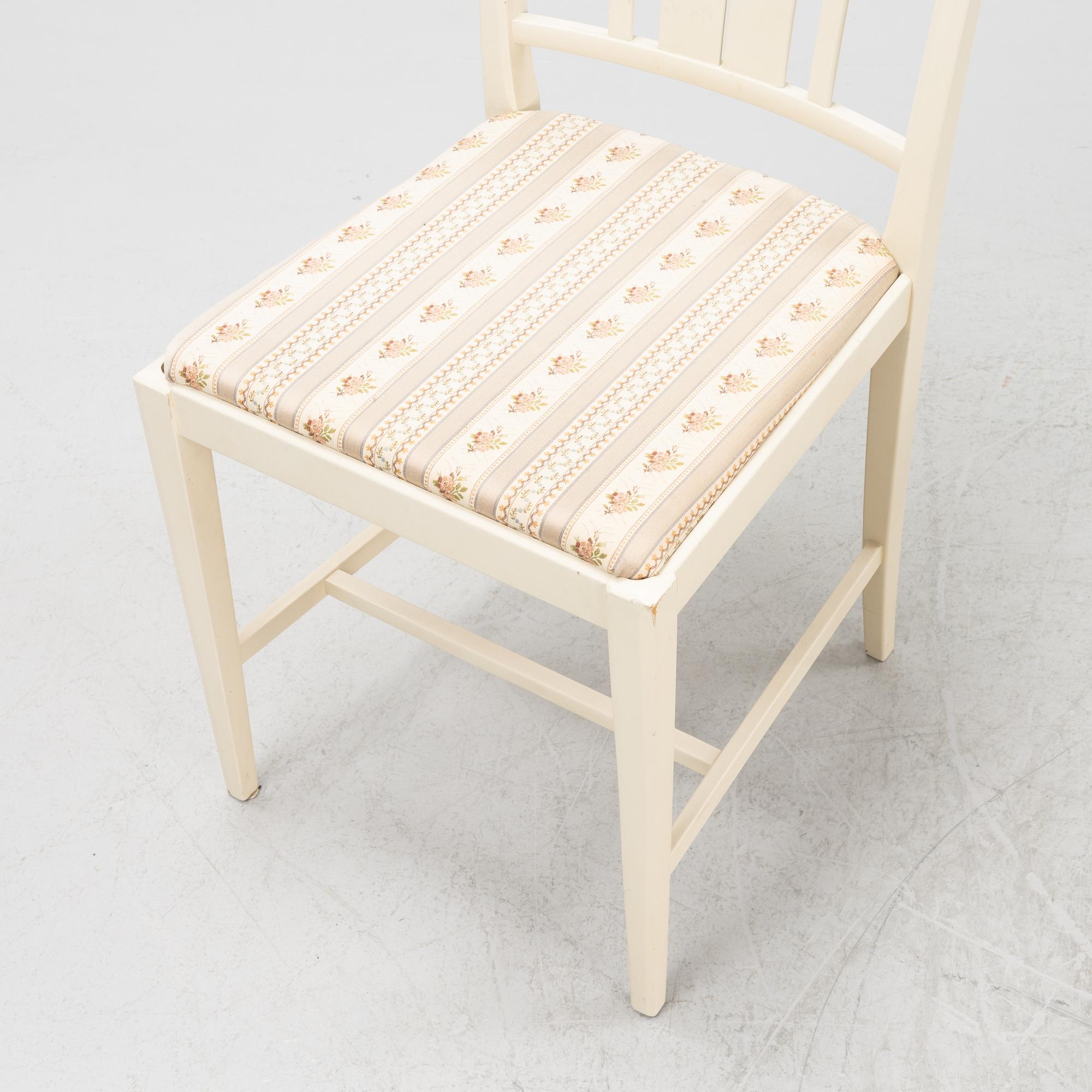 Carl Malmsten, a 'Herrgården' dining table and four 'Ulfåsa' chairs, second half of the 20th Century.