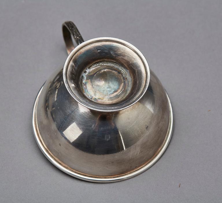 PUNCHMUGGAR, 8 st, silver GAB, Stockholm 1949, vikt ca 266 g.