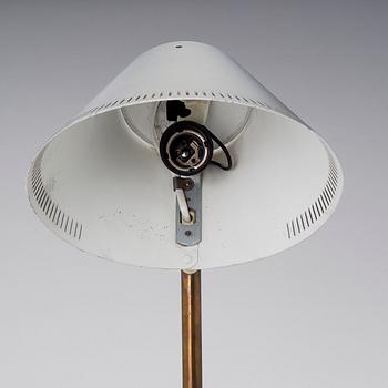 PAAVO TYNELL, BORDSLAMPA, 9222. Tillverkad av Idman.