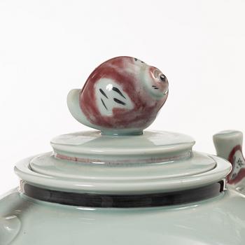 Thorkild Olsen, a porcelain urn with cover, Royal Copenhagen, Denmark, dated 1952.