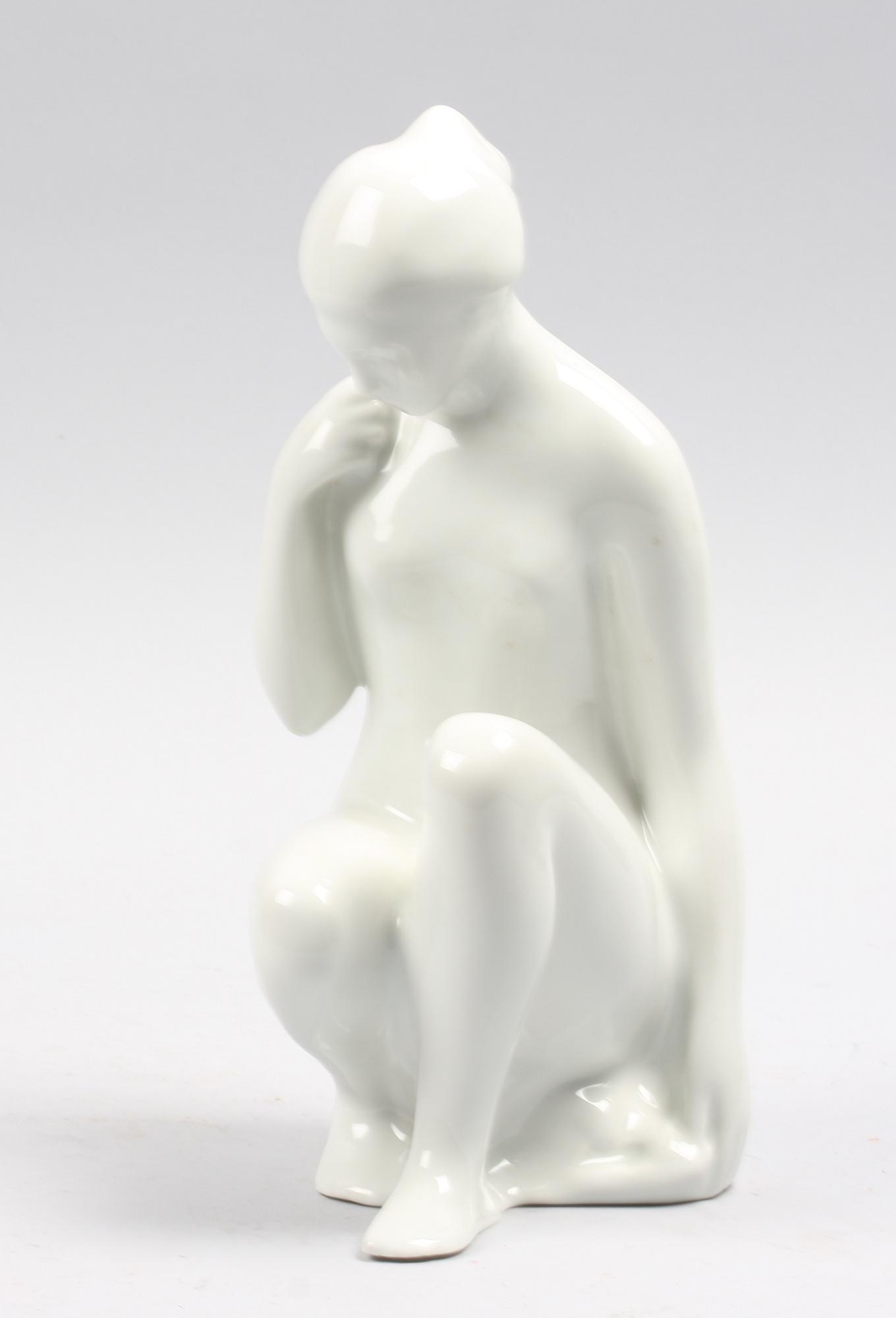 FIGURIN, porslin, Royal Dux, 1900-tal, Tjeckoslovakien.