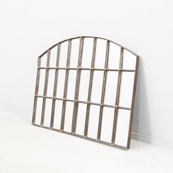 Spegel, modern tillverkning.