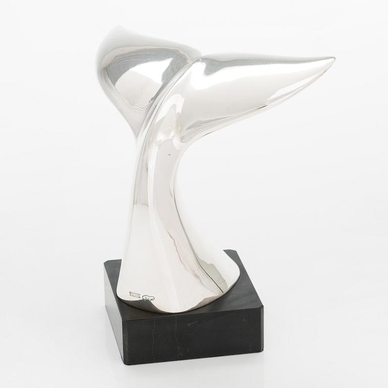 Pekka Piekäinen, a silver sculpture on stone base, marked PP. PlatinOro, Turku 1998/1999.