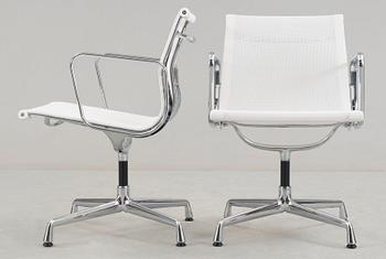 CHARLES & RAY EAMES, karmstolar, "Aluminium Group, EA 107", ett par, Vitra.