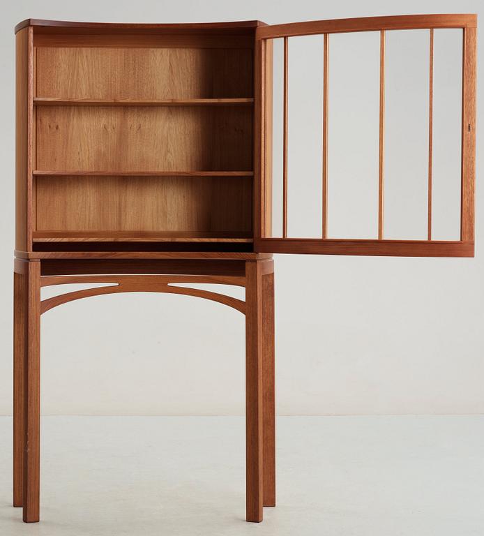 A James Krenov Tasmanian blackwood showcase cabinet, circa 1970.