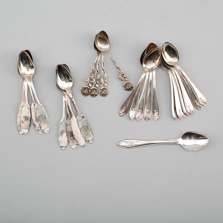 SKEDAR, 25 delar, silver, 1900-tal. Vikt ca 265 gram.