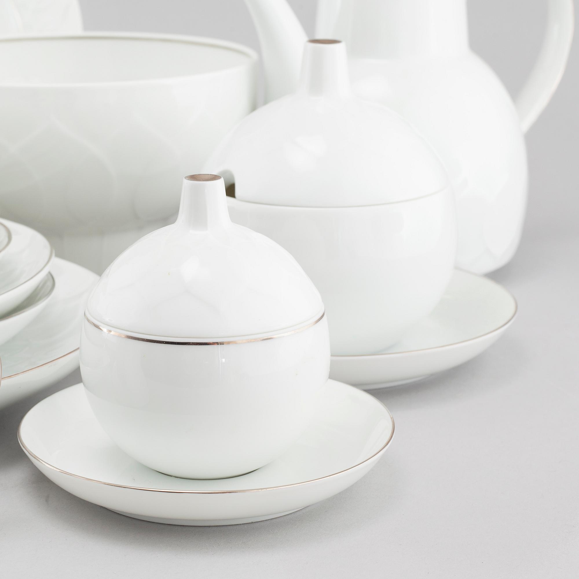 SERVIS, 90 pieces, porcelain, "Lotus", Rosenthal, Björn Wiinblad, 20th century later part.