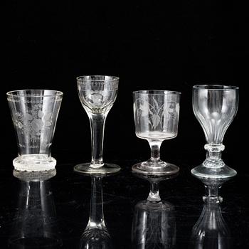 GLAS, fyra stycken. 1800-tal.