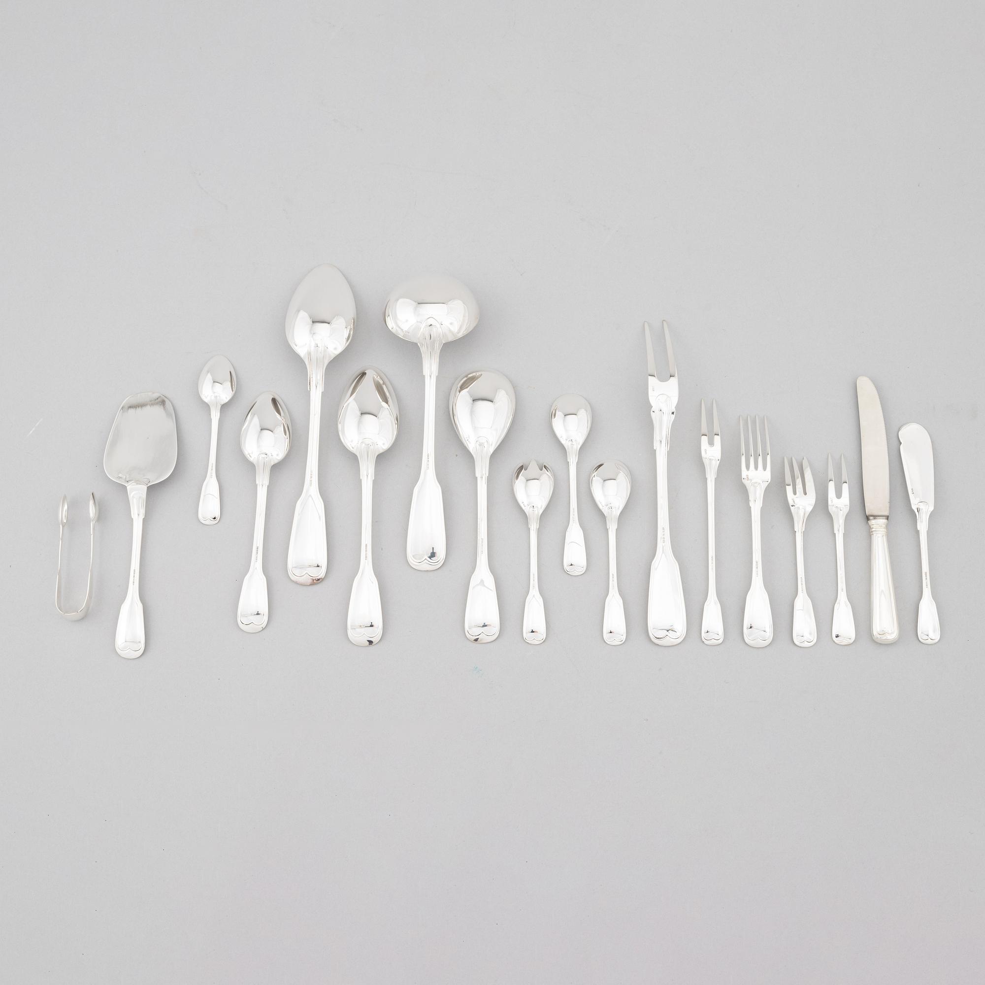Koch & Bergfeld, a sterling silver cutlery set, model Altfaden, Germany, second half of the 20th Century (85 pieces).