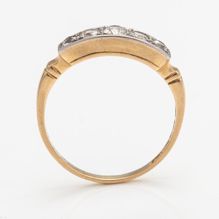 Georg Buchert, An 18K gold ring with old-cut diamonds ca. 0.34 ct in total. Helsinki 1951.