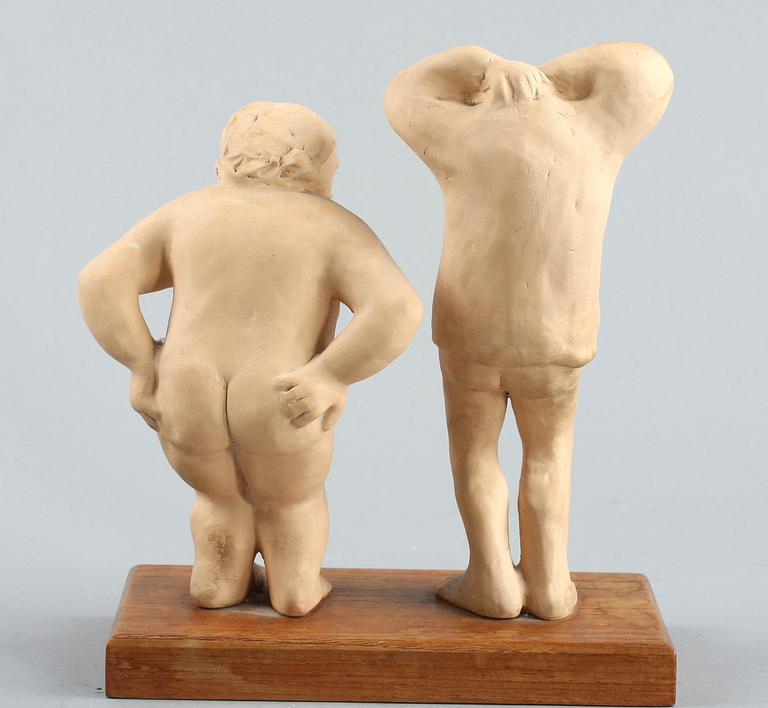 ÅKE HOLM, figurgrupp, terracotta, sign.