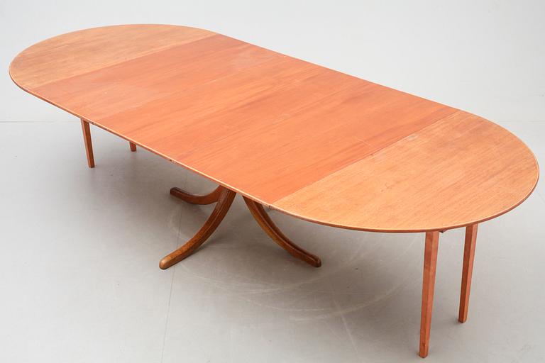 JOSEF FRANK, matbord, Firma Svenskt Tenn, modell 771.