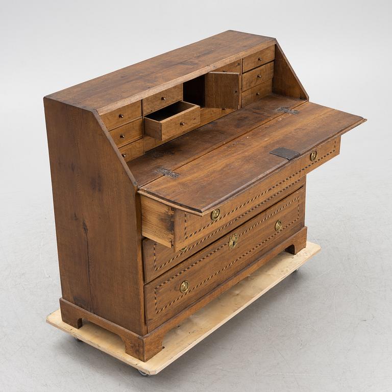 A secretaire, around 1800.