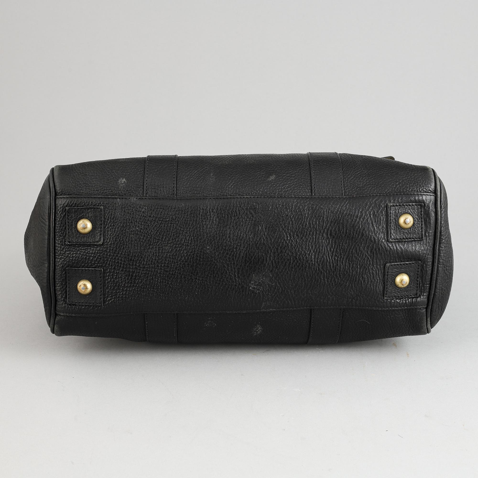 Mulberry, a black leather 'Bayswater' handbag.