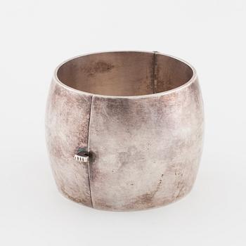 BERTIL W LINDSTRÖM, Malmö, 1968, a bangle.