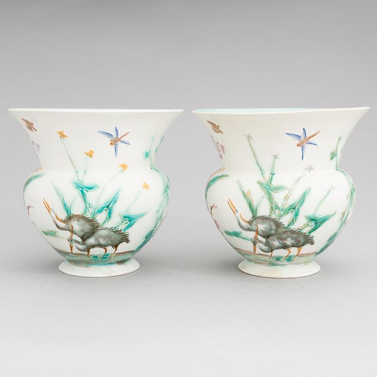 MALJAKKOPARI, posliinia, Wedgwood.