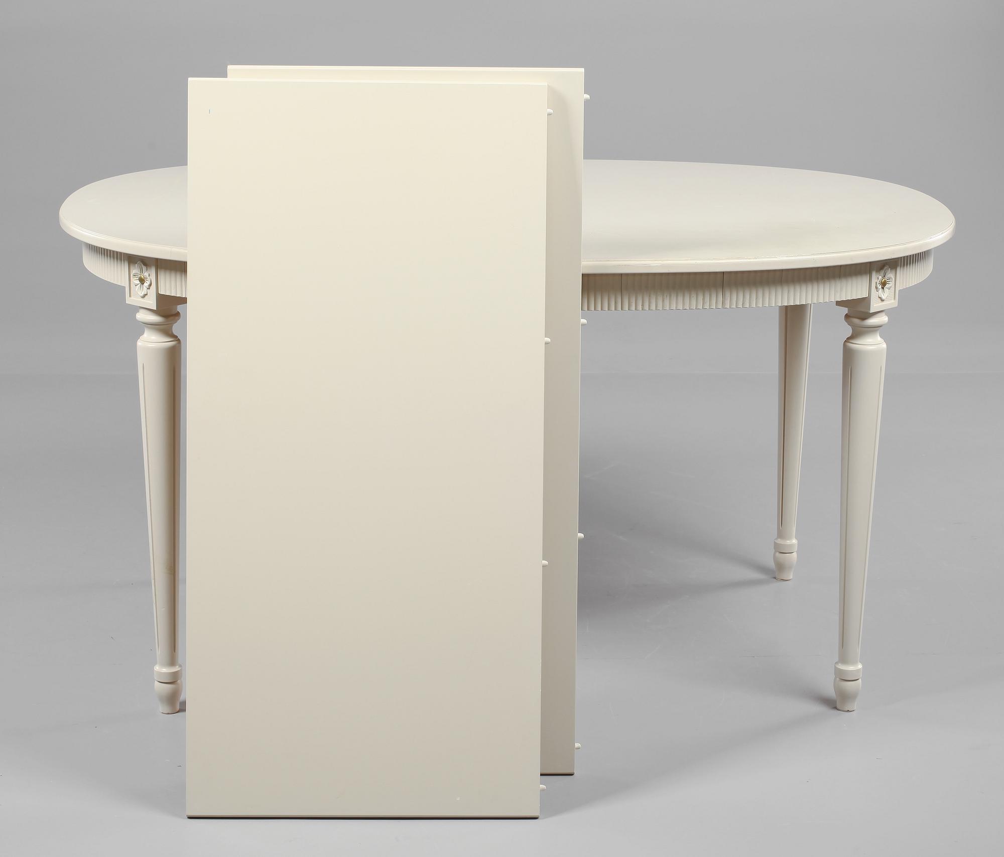 MATSALSMÖBLEMANG, 9 delar, gustaviansk stil, 1900-talets andra hälft.