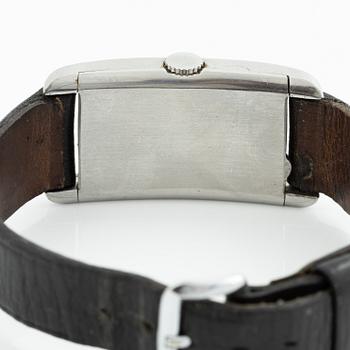 Movado, Curviplan, wristwatch, 23 x 32 (42.5) mm.