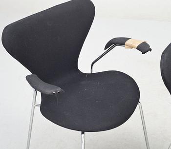 KARMSTOLAR, 3 st, "Sjuan", Arne Jacobsen, Fritz Hansen.