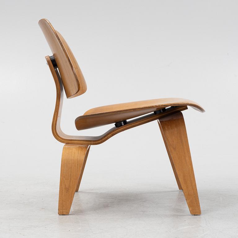 Charles & Ray Eames, a 'LCW' chair, Herman Miller.
