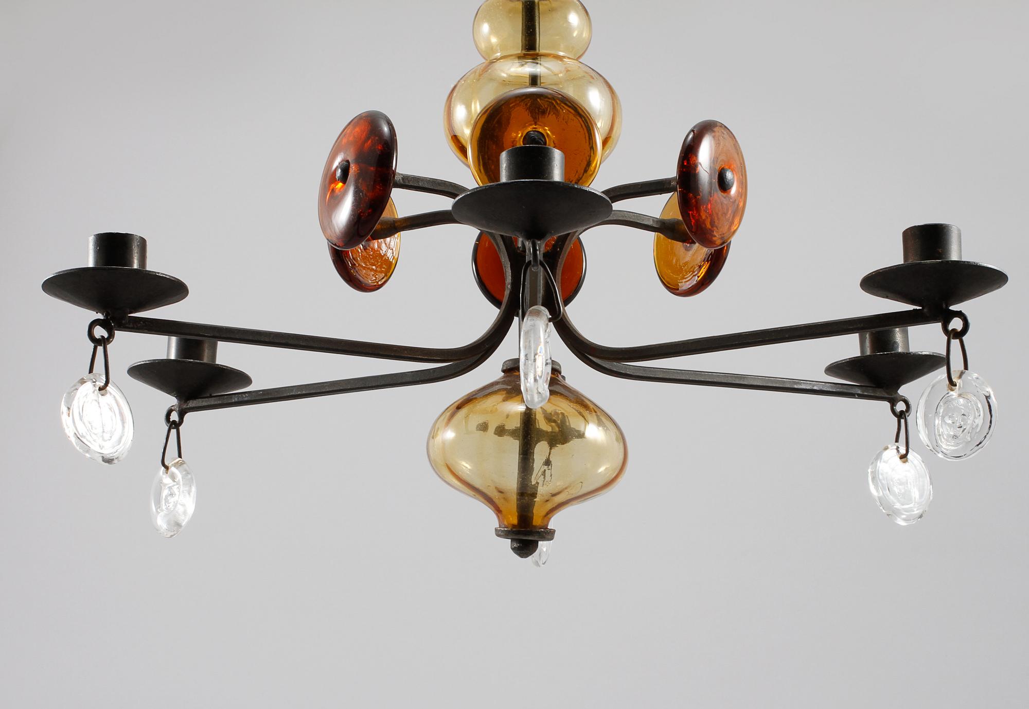 TAKKRONA, Erik Höglund, 1900-talets andra hälft, höjd 42 cm.