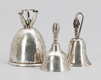 BORDSPINGLOR, 3 st, sterlingsilver, bl.a. Tiffany & Co, 1900-tal. Tot vikt ca 165 gram.