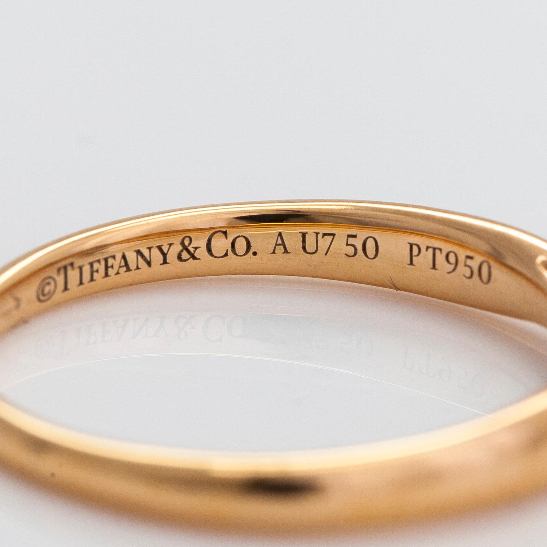 Tiffany & Co, ring, solitär, platina och 18K roséguld med en briljantslipad diamant ca 0.17 ct.