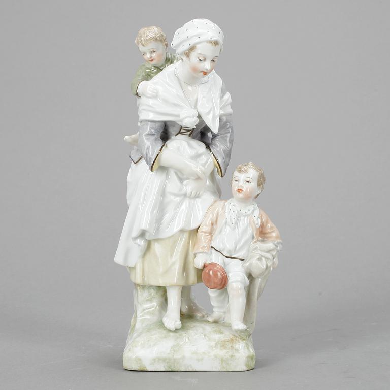 FIGURIN, porslin, Berlinliknande märke, omkr år 1900.