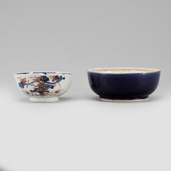 SKÅLAR, 2 st, porslin, Kina, 1700-tal.Powder Blue.