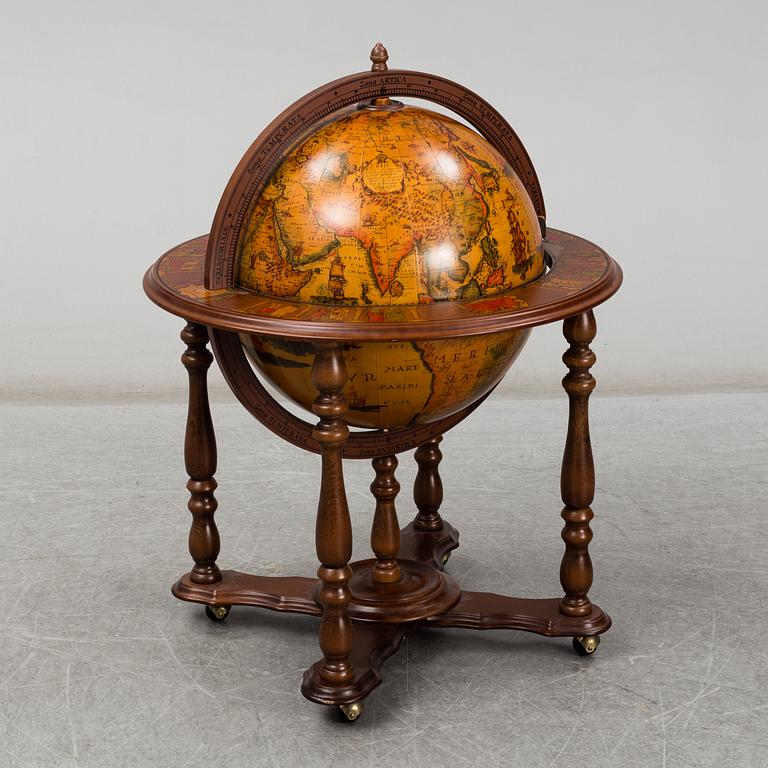 A late 20th century bar globe.