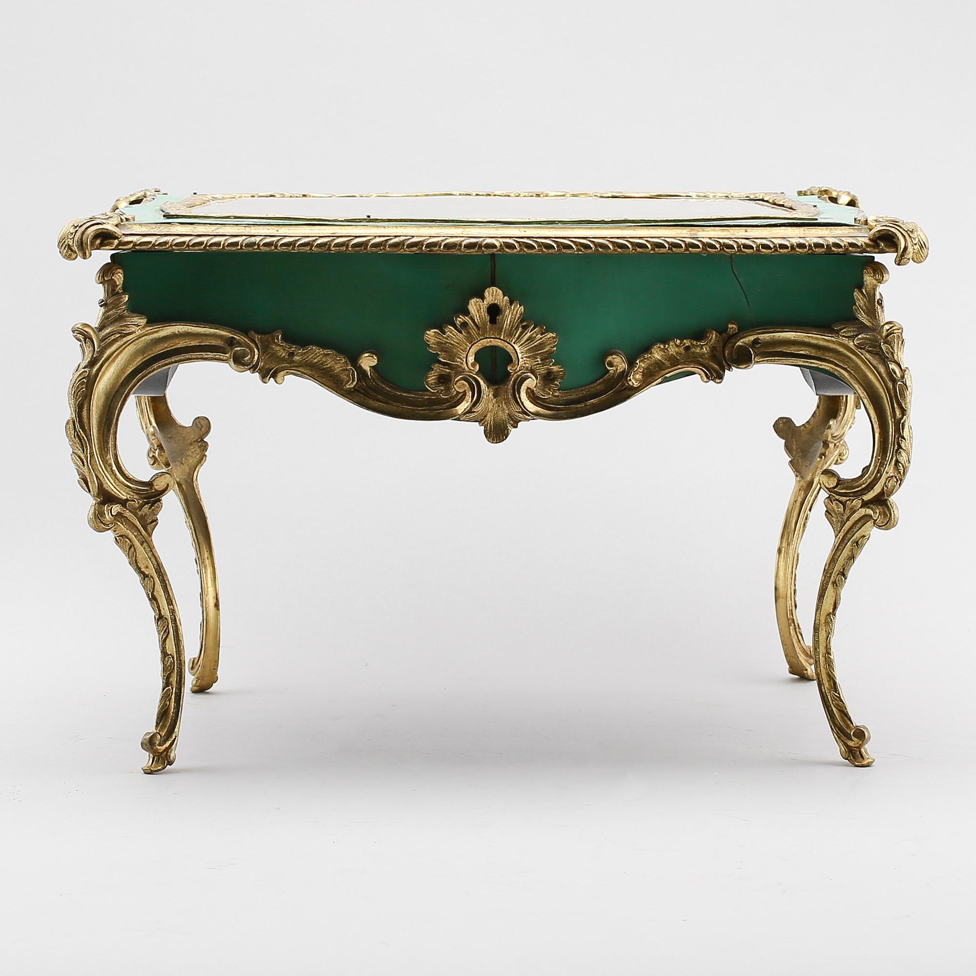 MINIATYRMONTERBORD, rokokostil, 1900-talets andra hälft.