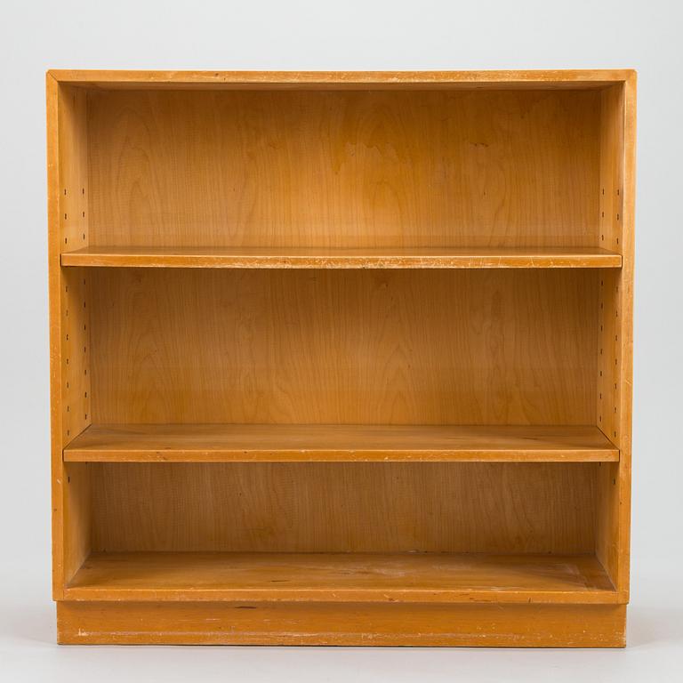 Aino Aalto, kirjahylly, malli 408, O.Y. Huonekalu- ja Rakennustyötehdas A.B, 1940-luku.