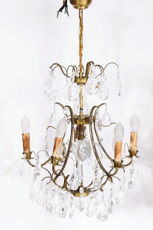 LJUSKRONA. Rokokostil. 5 ljusarmar, h 77.