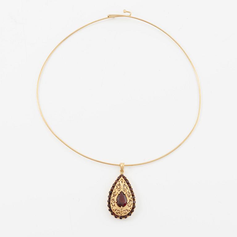 Collier, halsring med hänge, 14K guld, Italien.