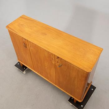 Side table/cabinet A. Ahlström Osakeyhtiö, Warkaus 1940s Scandinavian Modern.