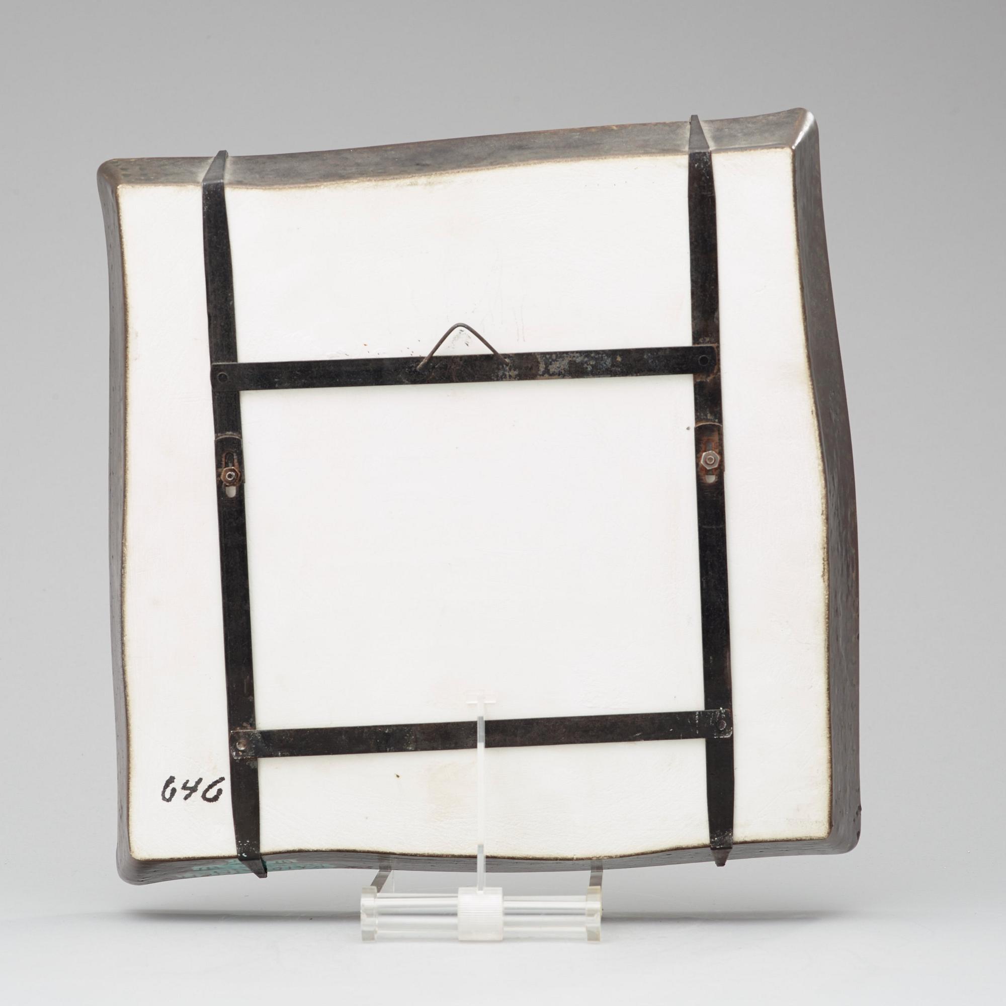 A Birger Kaipiainen ceramic dish, Rörstrand 1950's.